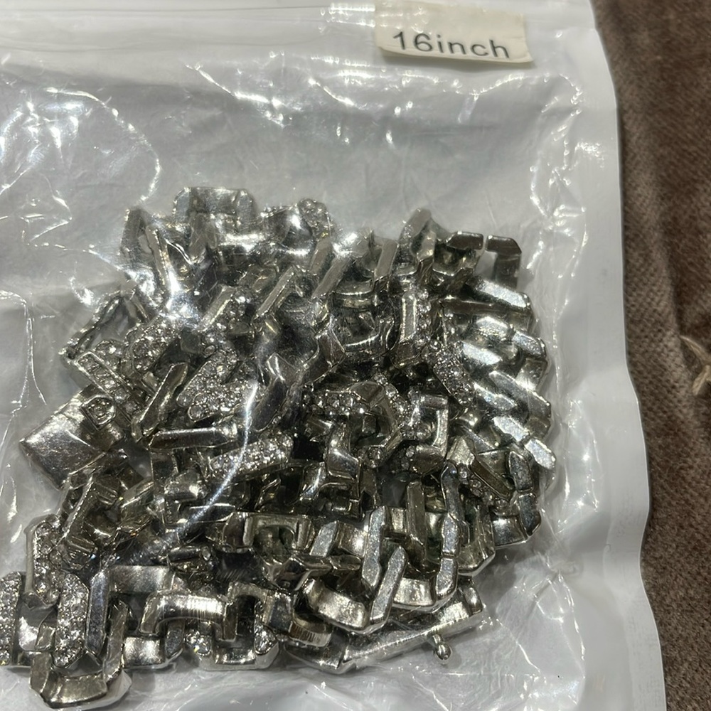 16” silver tone necklaces with rhinestone